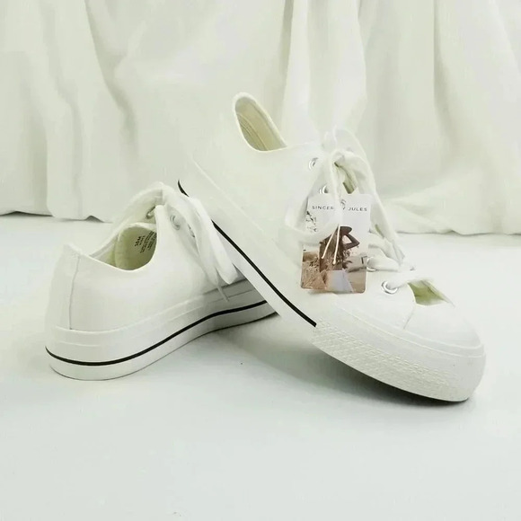 Sincerely Jules Size 10M Women's Vince White Lace Up Low Top Round Toe Sneakers - Picture 8 of 12